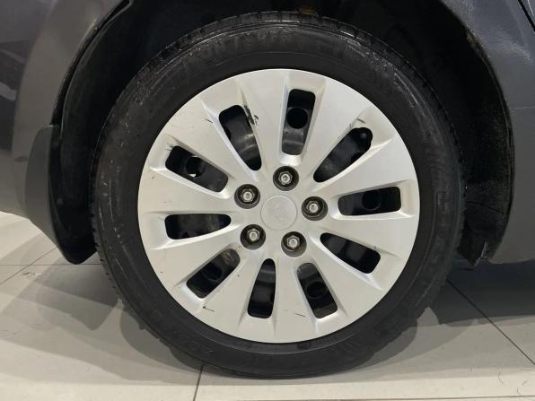 Kia Ceed II с пробегом 2014 года, цена 760 000 рублей, 249417 км, универсал, Автокод Объявления