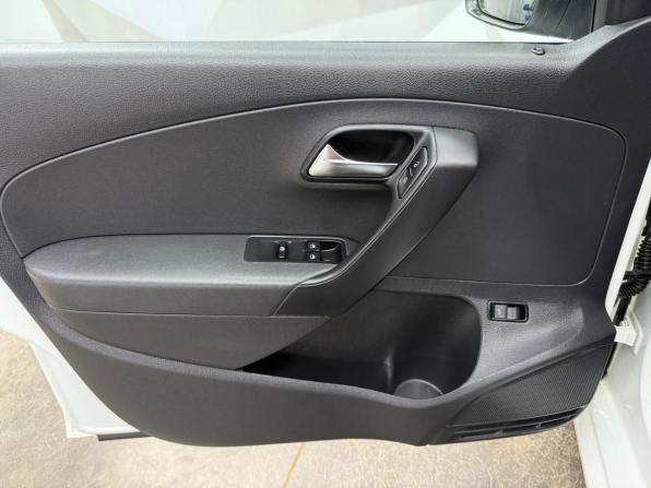 Volkswagen Polo V с пробегом 2014 года, цена 670 000 рублей, 121625 км, седан, Автокод Объявления