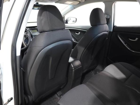 Hyundai i30 II с пробегом 2013 года, цена 1 029 000 рублей, 136326 км, хэтчбек, Автокод Объявления