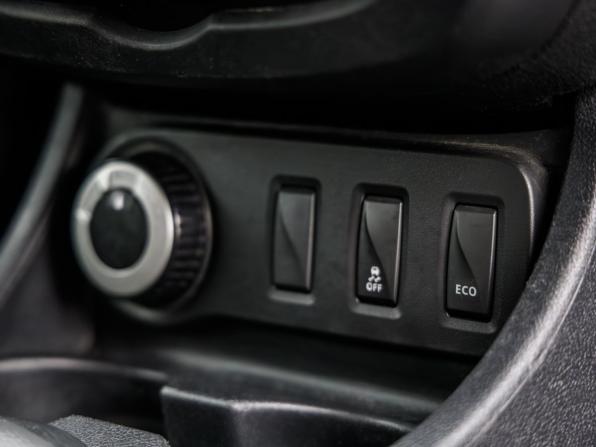 Renault Duster I Рестайлинг с пробегом 2016 года, цена 878 000 рублей, 396090 км, внедорожник, Автокод Объявления
