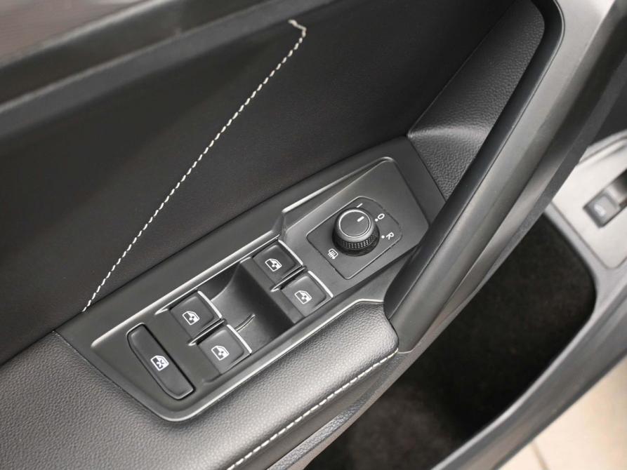 Volkswagen Tiguan II Рестайлинг Ростов-на-Дону  - изображение 21