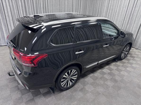 Mitsubishi Outlander III Рестайлинг 3 с пробегом 2020 года, цена 2 630 000 рублей, 95095 км, внедорожник, Автокод Объявления
