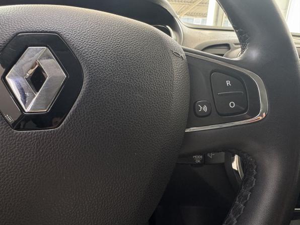 Renault Kaptur I с пробегом 2017 года, цена 1 600 000 рублей, 61195 км, внедорожник, Автокод Объявления