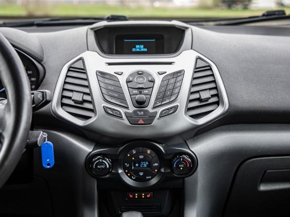 Ford EcoSport II с пробегом 2016 года, цена 1 175 000 рублей, 57380 км, внедорожник, Автокод Объявления