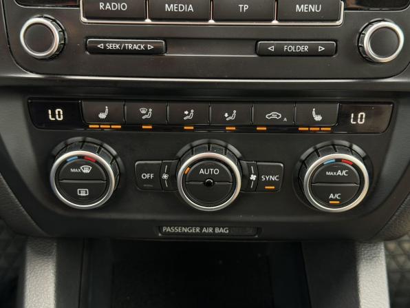 Volkswagen Jetta VI с пробегом 2012 года, цена 840 000 рублей, 241175 км, седан, Автокод Объявления