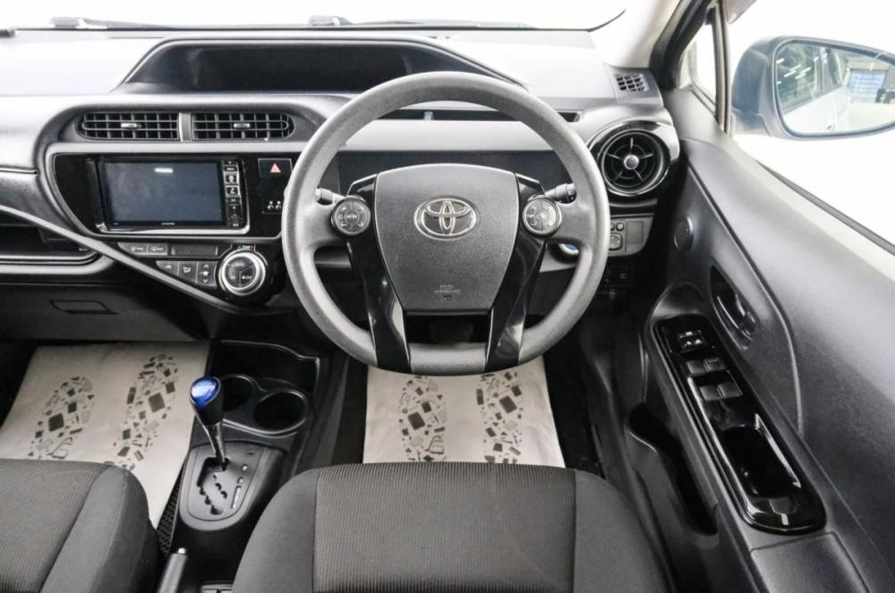 Toyota Aqua I Рестайлинг Красноярск  - изображение 15