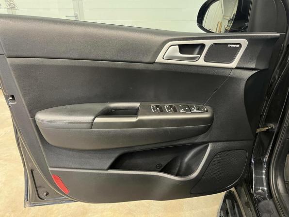 Kia Sportage IV Рестайлинг с пробегом 2020 года, цена 2 625 000 рублей, 44579 км, внедорожник, Автокод Объявления