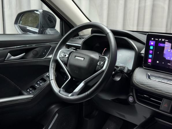 Haval Jolion I Рестайлинг с пробегом 2023 года, цена 2 099 000 рублей, 45000 км, внедорожник, Автокод Объявления