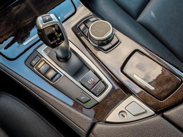 BMW 5 серии VI (F10/F11/F07) Рестайлинг с пробегом 2014 года, цена 2 150 000 рублей, 236146 км, седан, Автокод Объявления
