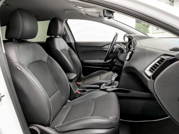 Kia Ceed III с пробегом 2021 года, цена 2 220 000 рублей, 63406 км, универсал, Автокод Объявления