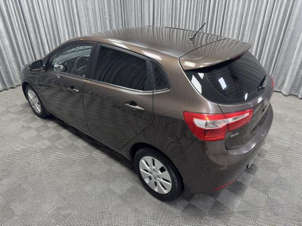 Kia Rio III с пробегом 2014 года, цена 950 000 рублей, 133759 км, хэтчбек, Автокод Объявления
