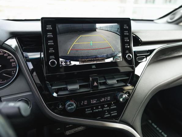 Toyota Camry VIII (XV70) Рестайлинг с пробегом 2021 года, цена 3 498 000 рублей, 92030 км, седан, Автокод Объявления