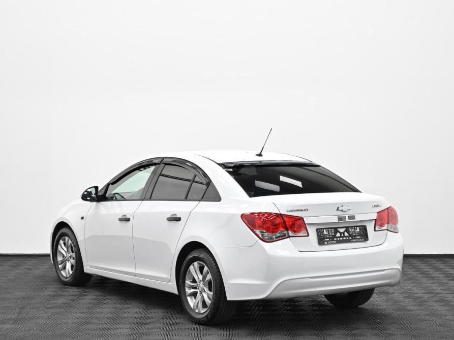 Chevrolet Cruze I Рестайлинг Москва  - изображение 2
