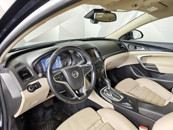 Opel Insignia I Рестайлинг с пробегом 2014 года, цена 1 211 000 рублей, 133597 км, седан, Автокод Объявления