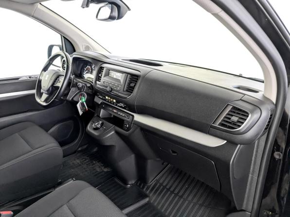 Peugeot Traveller I с пробегом 2022 года, цена 3 650 000 рублей, 69662 км, минивэн, Автокод Объявления