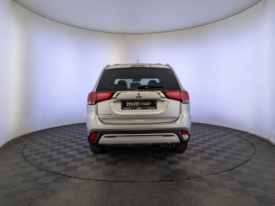 Mitsubishi Outlander III Рестайлинг 3 Москва  - изображение 6