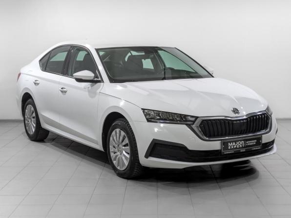Skoda Octavia IV (A8) с пробегом 2021 года, цена 2 035 000 рублей, 80408 км, лифтбек, Автокод Объявления
