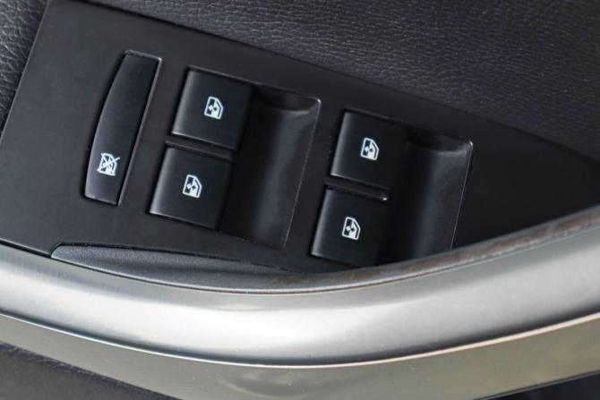 Opel Astra J Рестайлинг с пробегом 2013 года, цена 969 000 рублей, 66000 км, хэтчбек, Автокод Объявления