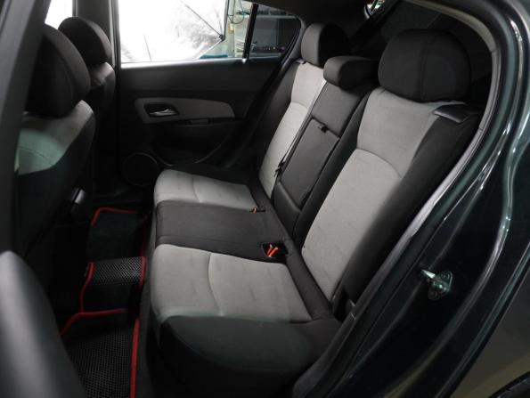 Chevrolet Cruze I Рестайлинг с пробегом 2013 года, цена 749 000 рублей, 217691 км, хэтчбек, Автокод Объявления