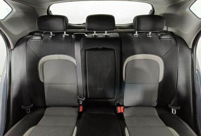 Kia Ceed II Рестайлинг с пробегом 2017 года, цена 1 200 000 рублей, 174000 км, хэтчбек, Автокод Объявления