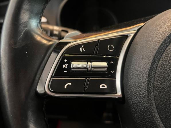 Kia Optima IV Рестайлинг с пробегом 2019 года, цена 2 199 900 рублей, 97136 км, седан, Автокод Объявления