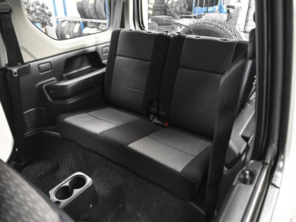 Suzuki Jimny III Рестайлинг 1 с пробегом 2006 года, цена 1 299 000 рублей, 62684 км, внедорожник, Автокод Объявления