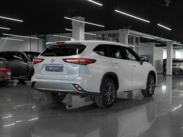 Toyota Highlander IV (XU70) с пробегом 2026 года, цена 5 350 000 рублей, 10 км, внедорожник, Автокод Объявления