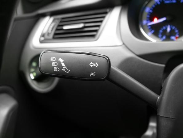 Skoda Rapid I с пробегом 2016 года, цена 1 345 000 рублей, 54405 км, лифтбек, Автокод Объявления