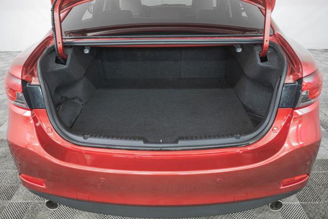 Mazda 6 III (GJ) с пробегом 2014 года, цена 1 359 000 рублей, 82000 км, седан, Автокод Объявления