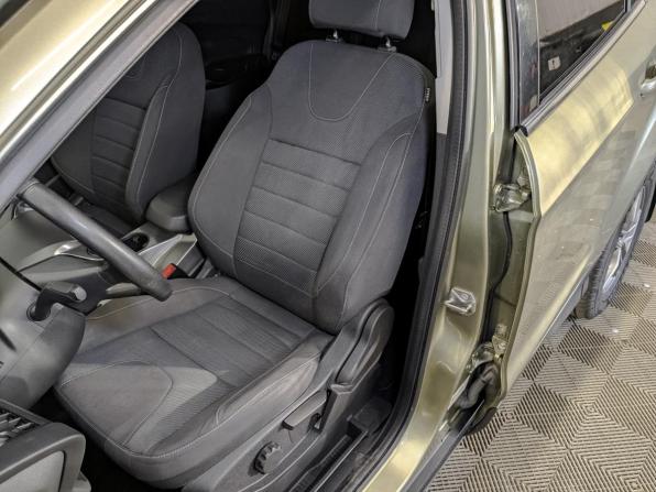 Ford Kuga II с пробегом 2013 года, цена 1 350 000 рублей, 111732 км, внедорожник, Автокод Объявления