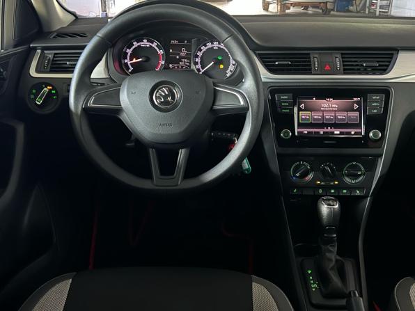 Skoda Rapid I Рестайлинг с пробегом 2019 года, цена 1 425 000 рублей, 92090 км, лифтбек, Автокод Объявления