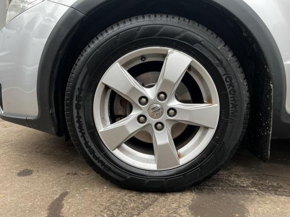 Suzuki SX4 I (Classic) Рестайлинг с пробегом 2010 года, цена 935 000 рублей, 172388 км, хэтчбек, Автокод Объявления