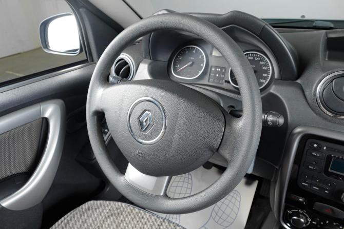 Renault Duster I с пробегом 2012 года, цена 849 000 рублей, 198000 км, внедорожник, Автокод Объявления