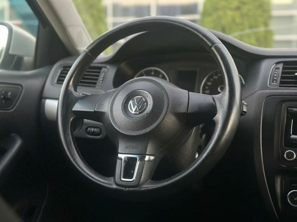 Volkswagen Jetta VI с пробегом 2011 года, цена 990 000 рублей, 210000 км, седан, Автокод Объявления