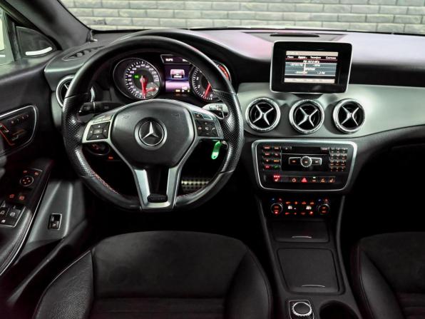 Mercedes-Benz CLA I (C117 X117) с пробегом 2013 года, цена 1 780 000 рублей, 176144 км, седан, Автокод Объявления