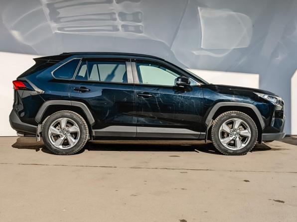 Toyota RAV4 V (XA50) с пробегом 2021 года, цена 3 795 000 рублей, 87087 км, внедорожник, Автокод Объявления