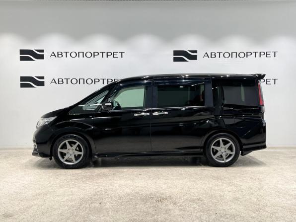 Honda Stepwgn V с пробегом 2016 года, цена 1 999 000 рублей, 140364 км, минивэн, Автокод Объявления