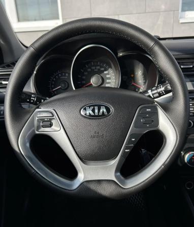 Kia Rio III Рестайлинг с пробегом 2016 года, цена 1 000 000 рублей, 184193 км, седан, Автокод Объявления