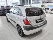 Kia Rio II Казань  - изображение 30