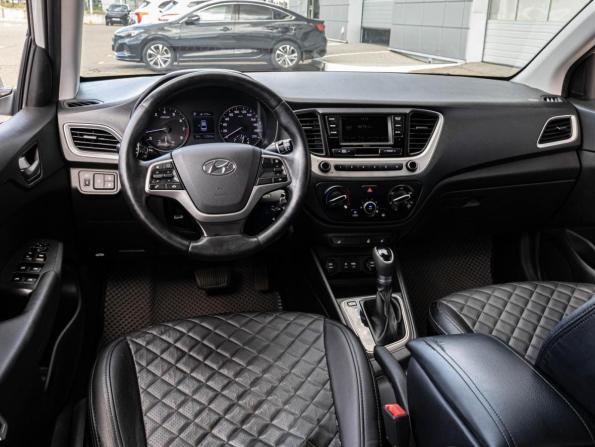 Hyundai Solaris II с пробегом 2019 года, цена 1 499 000 рублей, 127833 км, седан, Автокод Объявления