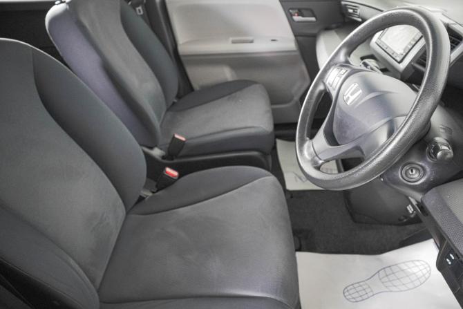 Honda Freed I с пробегом 2009 года, цена 899 000 рублей, 182472 км, компактвэн, Автокод Объявления