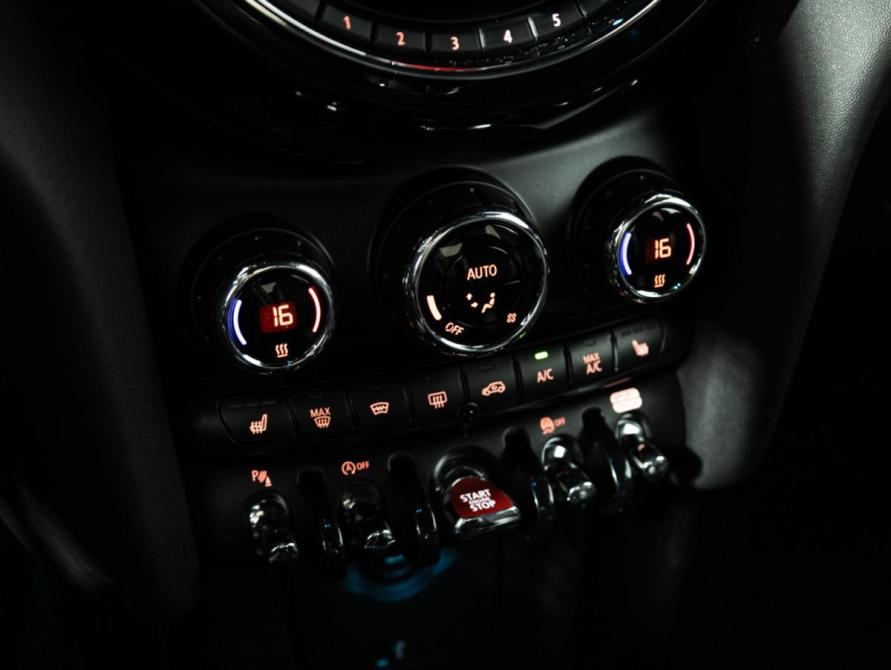 Mini Hatch III (F55/F56) Рестайлинг Санкт-Петербург  - изображение 18