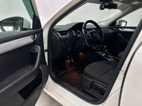 Skoda Octavia III (A7) с пробегом 2014 года, цена 969 000 рублей, 232700 км, лифтбек, Автокод Объявления