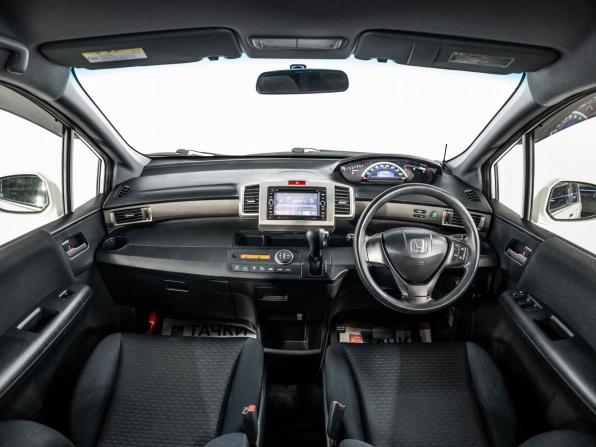 Honda Freed I Рестайлинг с пробегом 2012 года, цена 1 175 000 рублей, 117636 км, компактвэн, Автокод Объявления