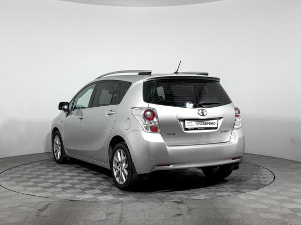 Toyota Verso I с пробегом 2010 года, цена 745 000 рублей, 343763 км, компактвэн, Автокод Объявления