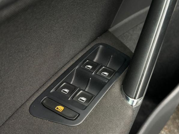 Volkswagen Golf VII с пробегом 2013 года, цена 1 089 000 рублей, 155284 км, хэтчбек, Автокод Объявления