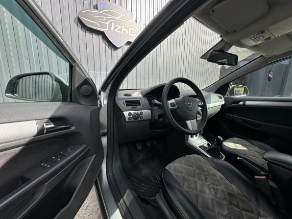 Opel Astra H Рестайлинг с пробегом 2013 года, цена 599 000 рублей, 232500 км, седан, Автокод Объявления