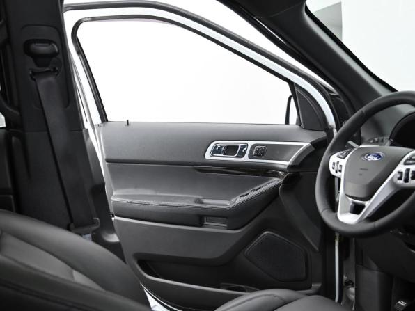 Ford Explorer V с пробегом 2014 года, цена 1 499 000 рублей, 117000 км, внедорожник, Автокод Объявления
