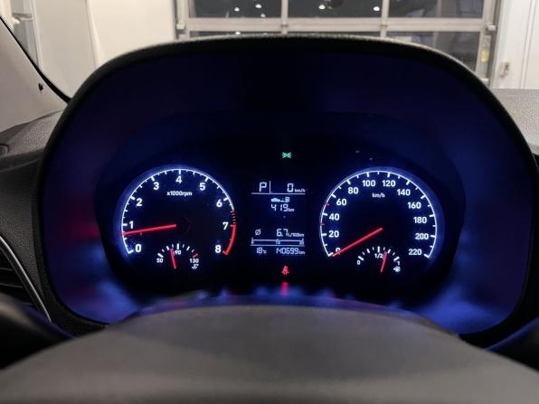 Hyundai Solaris II с пробегом 2019 года, цена 1 150 000 рублей, 140699 км, седан, Автокод Объявления