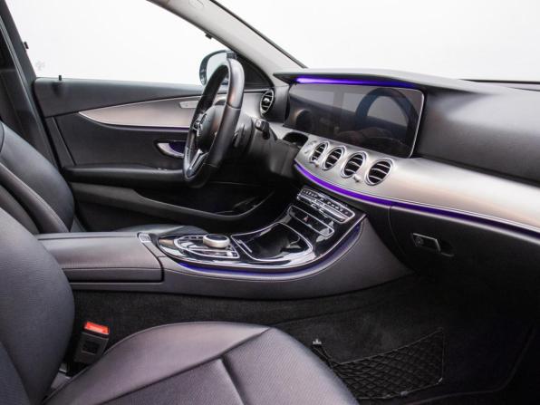 Mercedes-Benz E-Класс V (W213 S213 C238) с пробегом 2018 года, цена 2 390 000 рублей, 240300 км, седан, Автокод Объявления